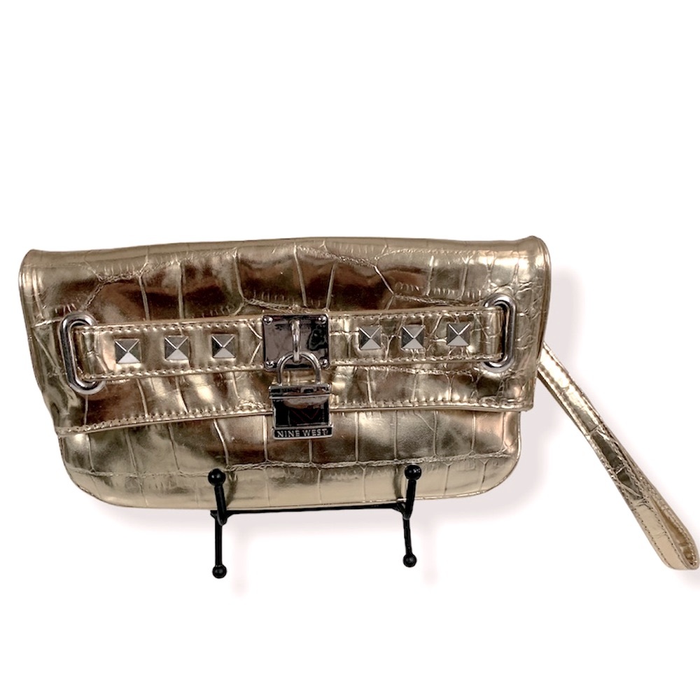 NINE WEST vintage Locket Shiny Gold Large Wristlet Sz 9x5